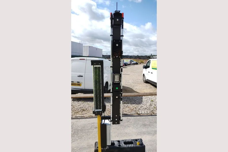 4G intercom and keypad post for automatic traffic barrier access control
