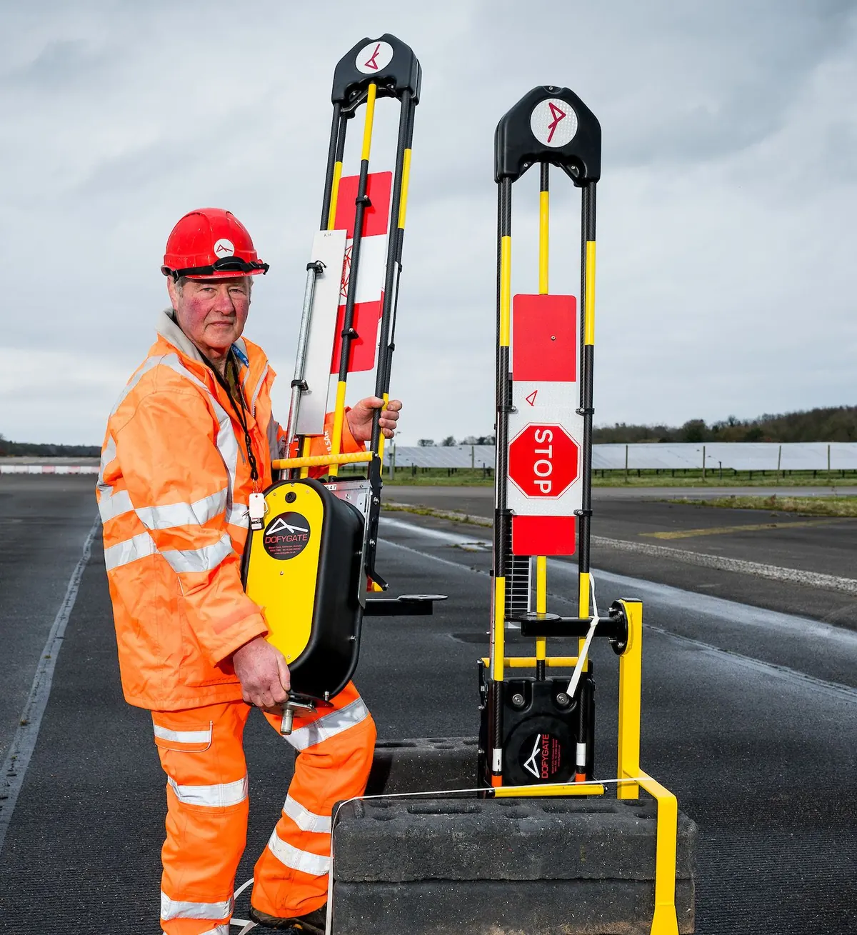 Dofygate 4 solar powered barrier being carried by a single operative